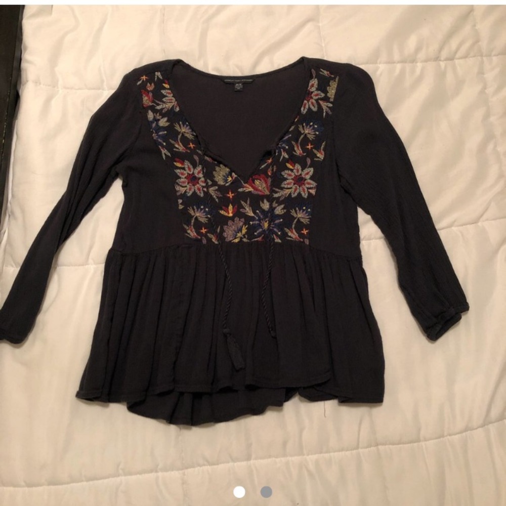 Embroidered Long sleeve Top